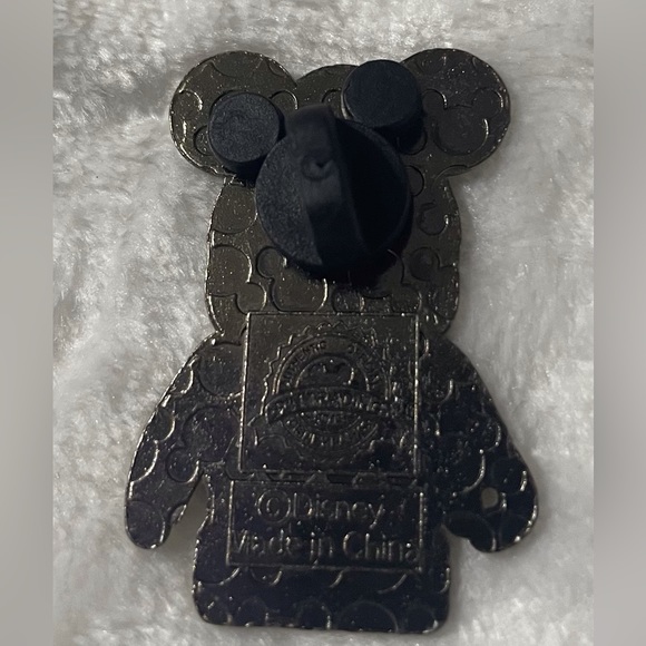 3/$25 Disney Classic Black and White Mystery Pin - Picture 2 of 2